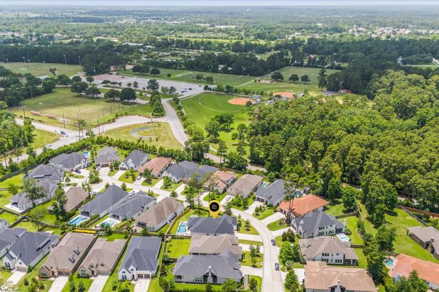 21 Cassena Grove Drive, Tomball, TX 77375