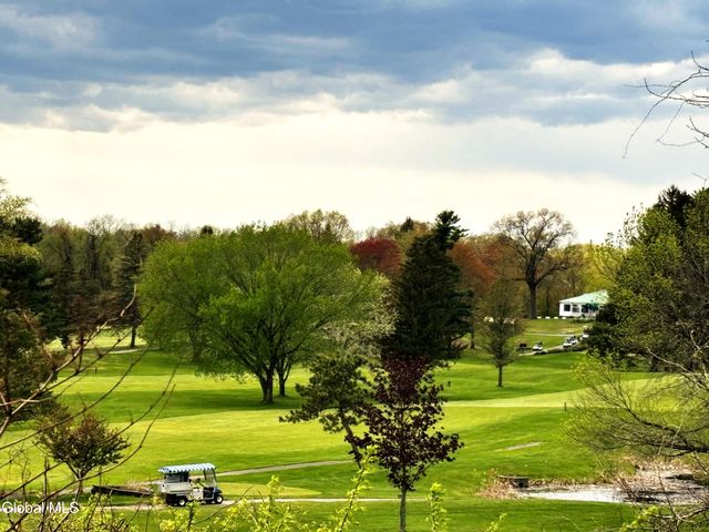 905 Balltown Road, Niskayuna, NY 12309