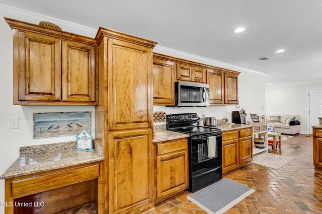 4115 8th Street, Gulfport, MS 39501