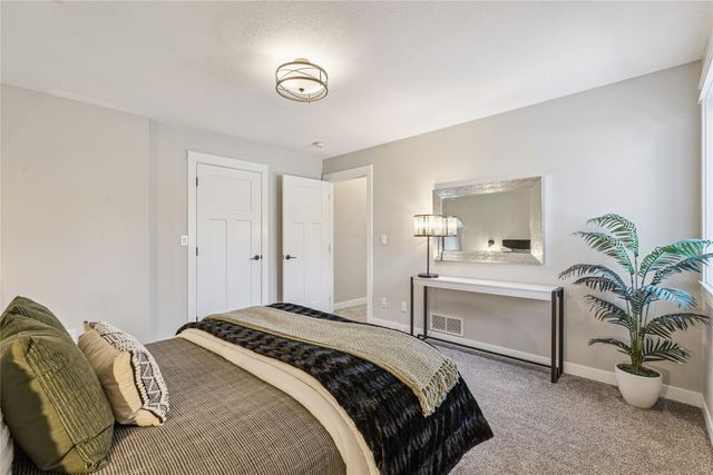 426 NE 16th Street, Ankeny, IA 50021