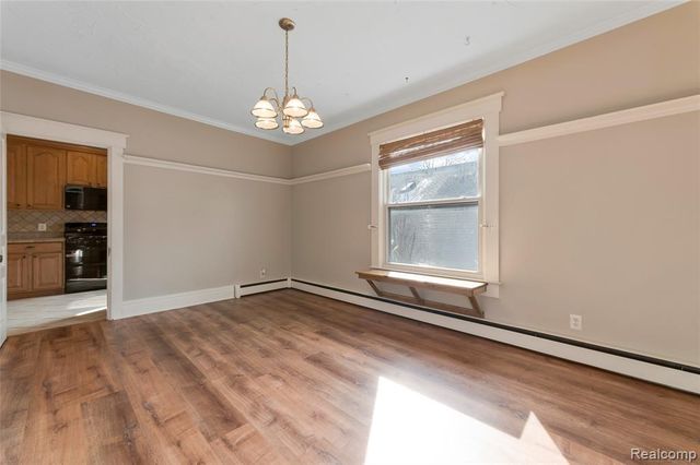 128 Clarence Street, Holly, MI 48442