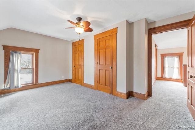 128 Clarence Street, Holly, MI 48442