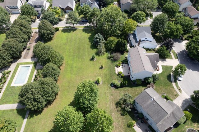 5606 Barney Drive, Dublin, OH 43016