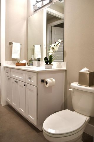 803 E 32 2, Austin, TX 78705