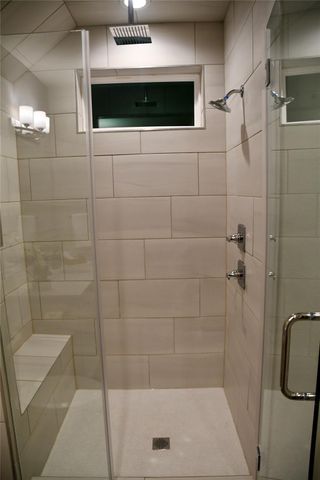 803 E 32 2, Austin, TX 78705