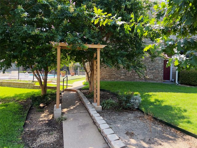 4748 Old Bent Tree Lane 803, Dallas, TX 75287