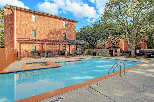 4041 Law Street 512, Houston, TX 77005