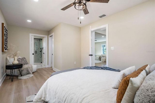 1104 S LOIS AVENUE, Tampa, FL 33629