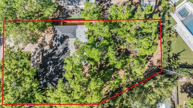 1104 S LOIS AVENUE, Tampa, FL 33629