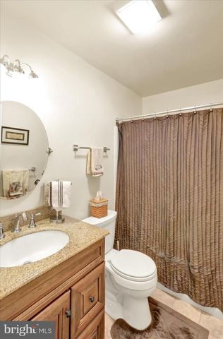 13 DAVIDS DR, Fleetwood, PA 19522