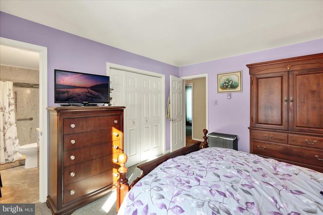 13 DAVIDS DR, Fleetwood, PA 19522