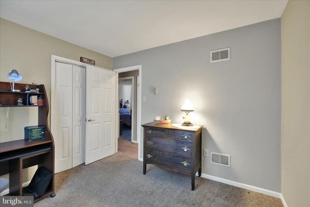 13 DAVIDS DR, Fleetwood, PA 19522