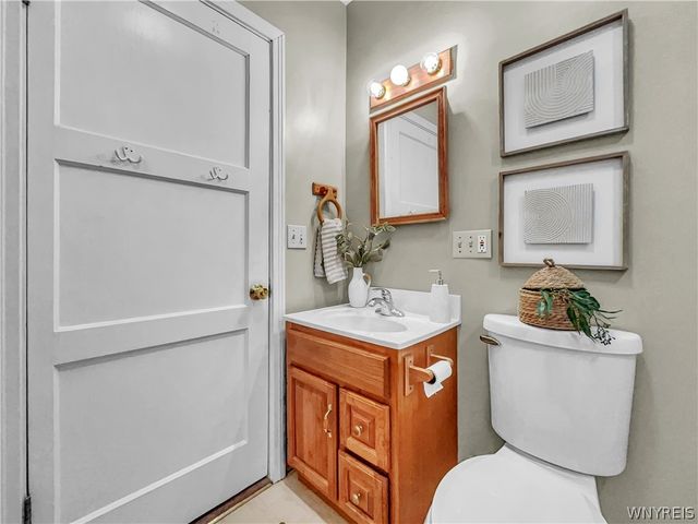 4059 Baker Road, Orchard Park, NY 14127