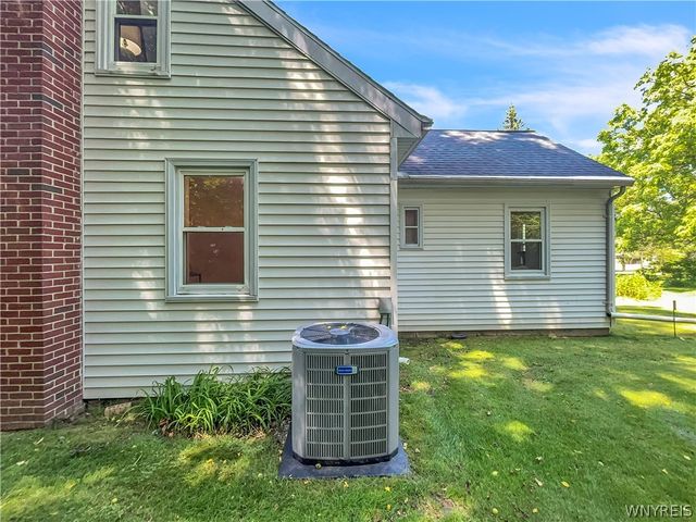 4059 Baker Road, Orchard Park, NY 14127
