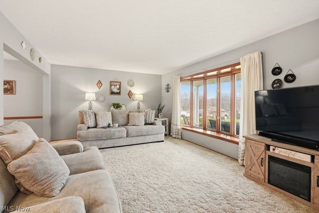 3320 Butternut Drive, Norton, OH 44203