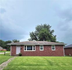 2801 15th Avenue, Vienna, WV 26105