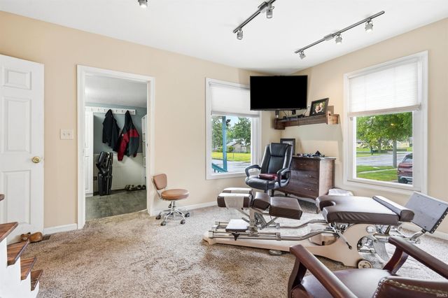 208 E Whitley Street, Churubusco, IN 46723