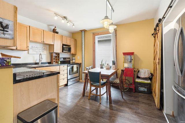 208 E Whitley Street, Churubusco, IN 46723
