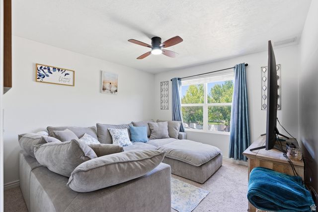 1491 W 1300 S, Woods Cross, UT 84087