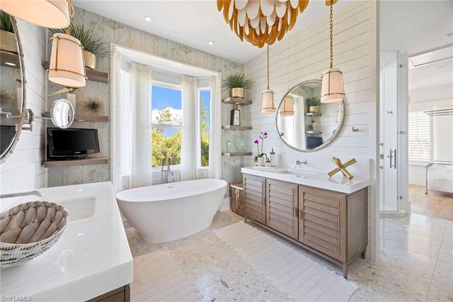 41 Southport CV, Bonita Springs, FL 34134