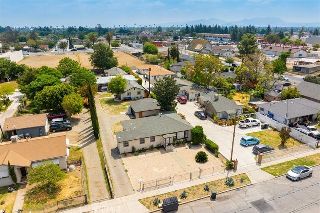 9063 Olive Street, Fontana, CA 92335