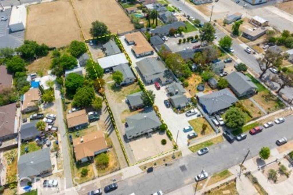 9063 Olive Street, Fontana, CA 92335