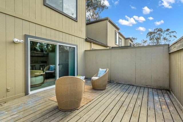 10523 Caminito Memosac, San Diego, CA 92131