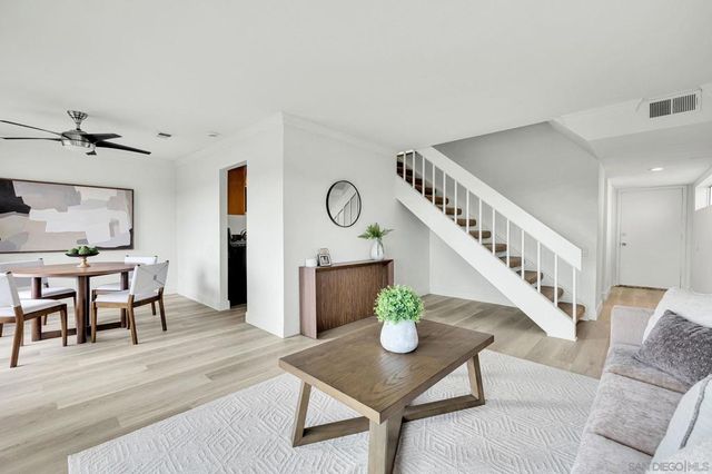 10523 Caminito Memosac, San Diego, CA 92131