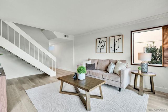 10523 Caminito Memosac, San Diego, CA 92131