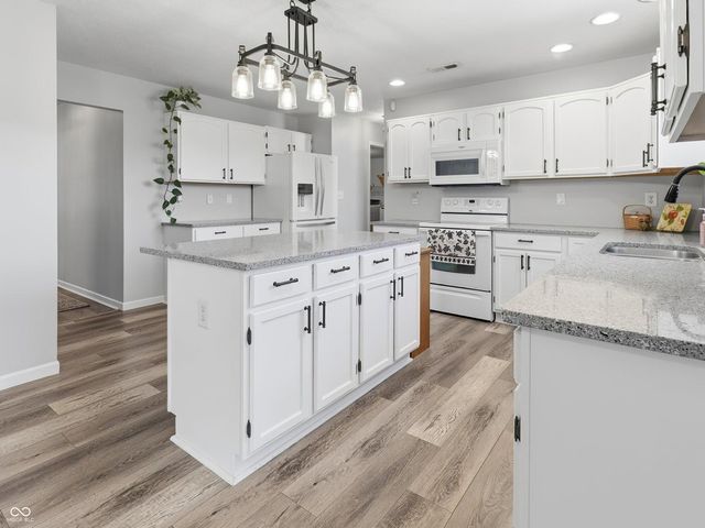 7322 Fields Drive, Indianapolis, IN 46239