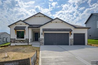 1000 Vera Drive, Raymore, MO 64083