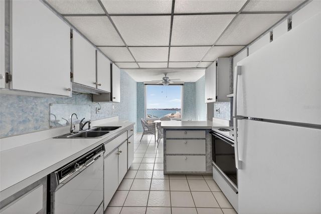 1111 N GULFSTREAM AVENUE 16D, Sarasota, FL 34236