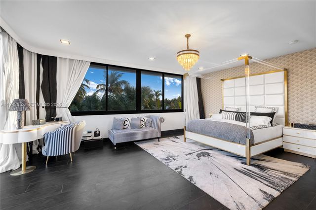 8005 Noremac Ave, Miami Beach, FL 33141