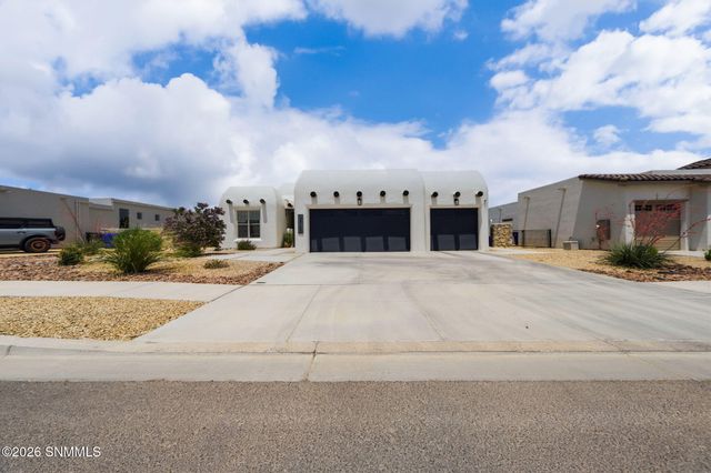 3779 Santa Julia Road, Las Cruces, NM 88012