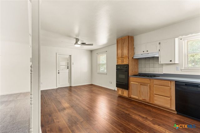 809 S 13th Street, Copperas Cove, TX 76522