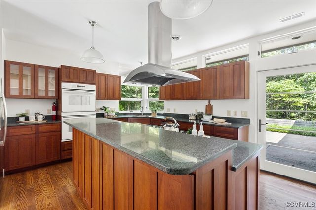 3611 Brandons Bluff Ct, Sandy Hook, VA 23153
