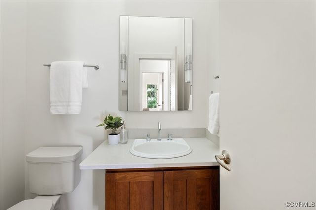 3611 Brandons Bluff Ct, Sandy Hook, VA 23153