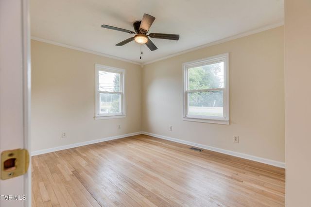 1018 Broad Street, Elizabethton, TN 37643