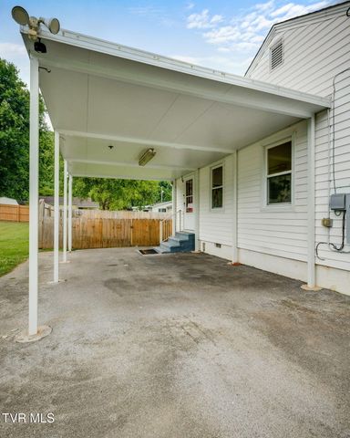 1018 Broad Street, Elizabethton, TN 37643