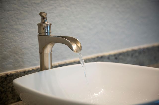 811 Overbrook Drive, Huntsville, TX 77340