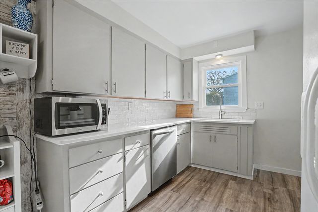 1626 Hollywood Blvd NE, Cedar Rapids, IA 52402
