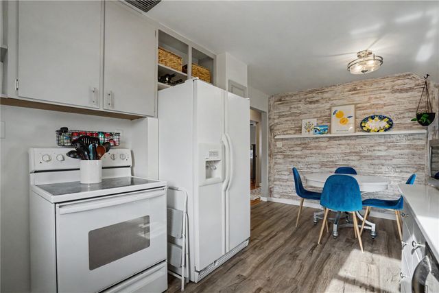 1626 Hollywood Blvd NE, Cedar Rapids, IA 52402