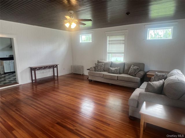 7 Parkway 2, Goshen, NY 10924