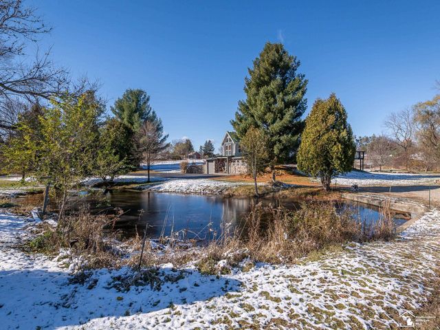 123 S Freer Road, Chelsea, MI 48118