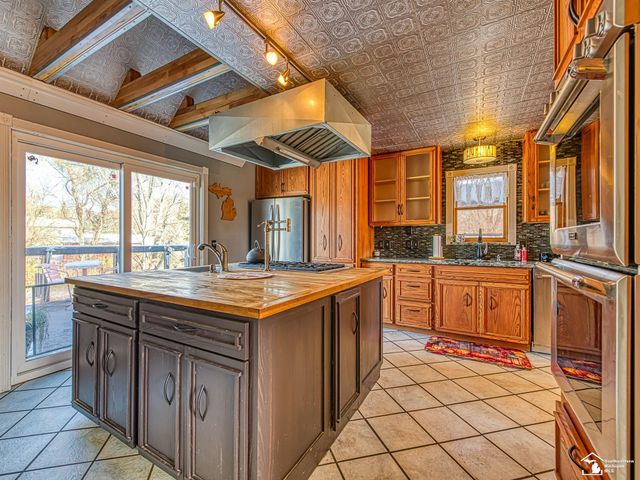 123 S Freer Road, Chelsea, MI 48118