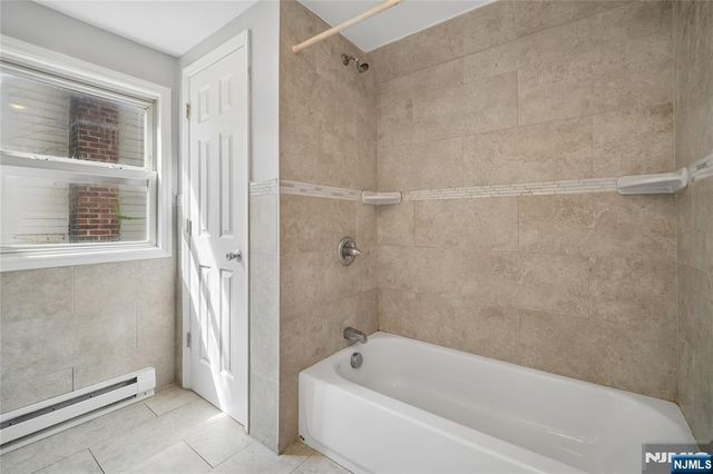 9-14 6th Street, Fair Lawn, NJ 07410