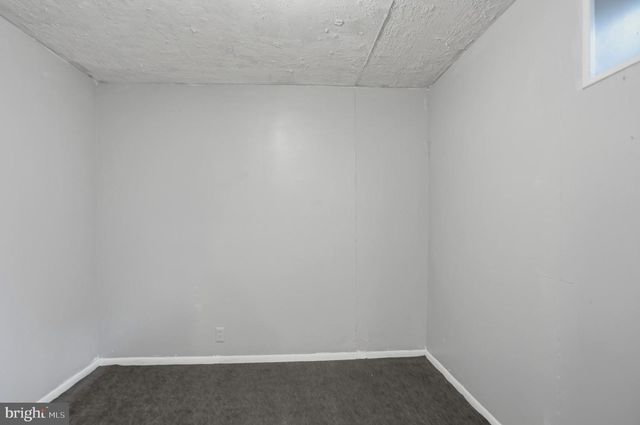 33 BLADEN RD, Baltimore, MD 21221