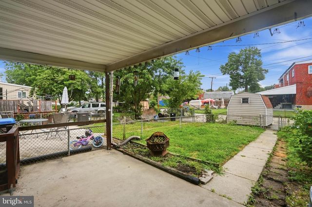 33 BLADEN RD, Baltimore, MD 21221