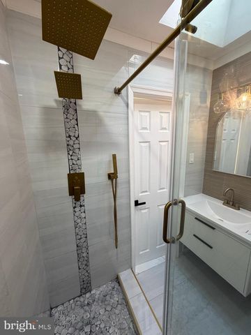 8540 CASTOR AVE, Philadelphia, PA 19152