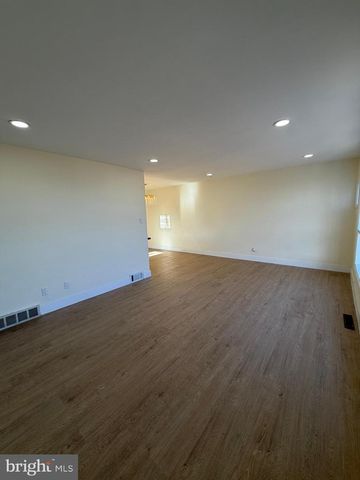 8540 CASTOR AVE, Philadelphia, PA 19152